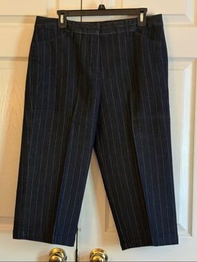 Larry Levine Navy Pinstripe Cropped Pants
